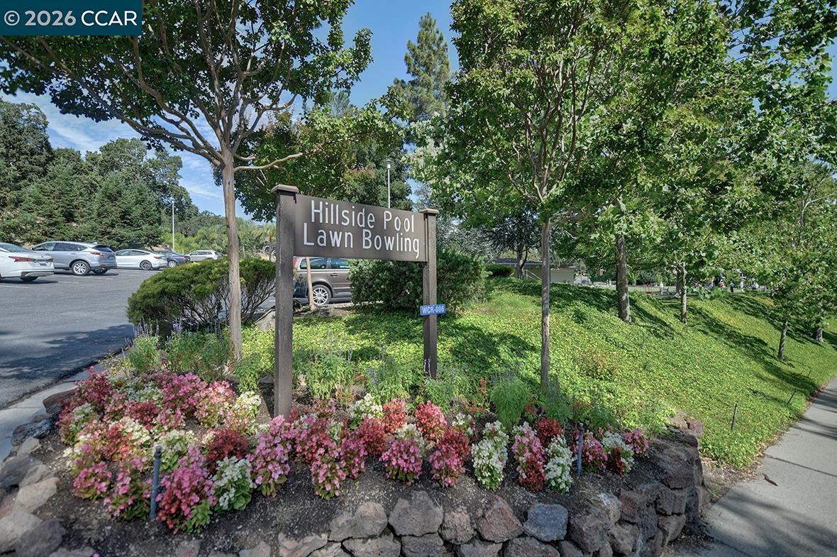 2601 Pine Knoll Dr # 8