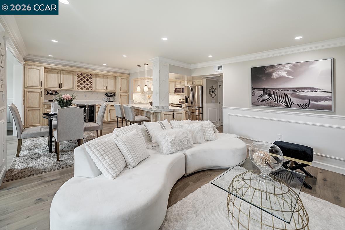 2601 Pine Knoll Dr # 8