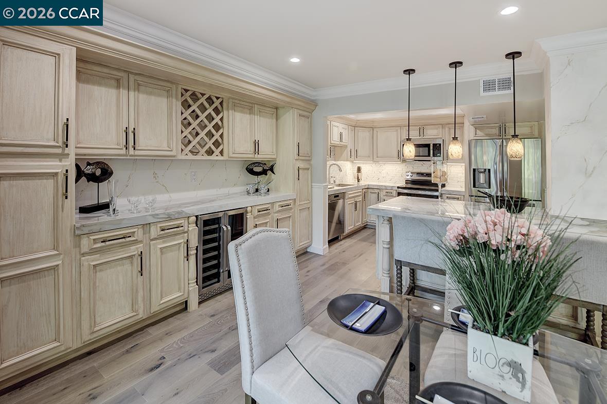 2601 Pine Knoll Dr # 8