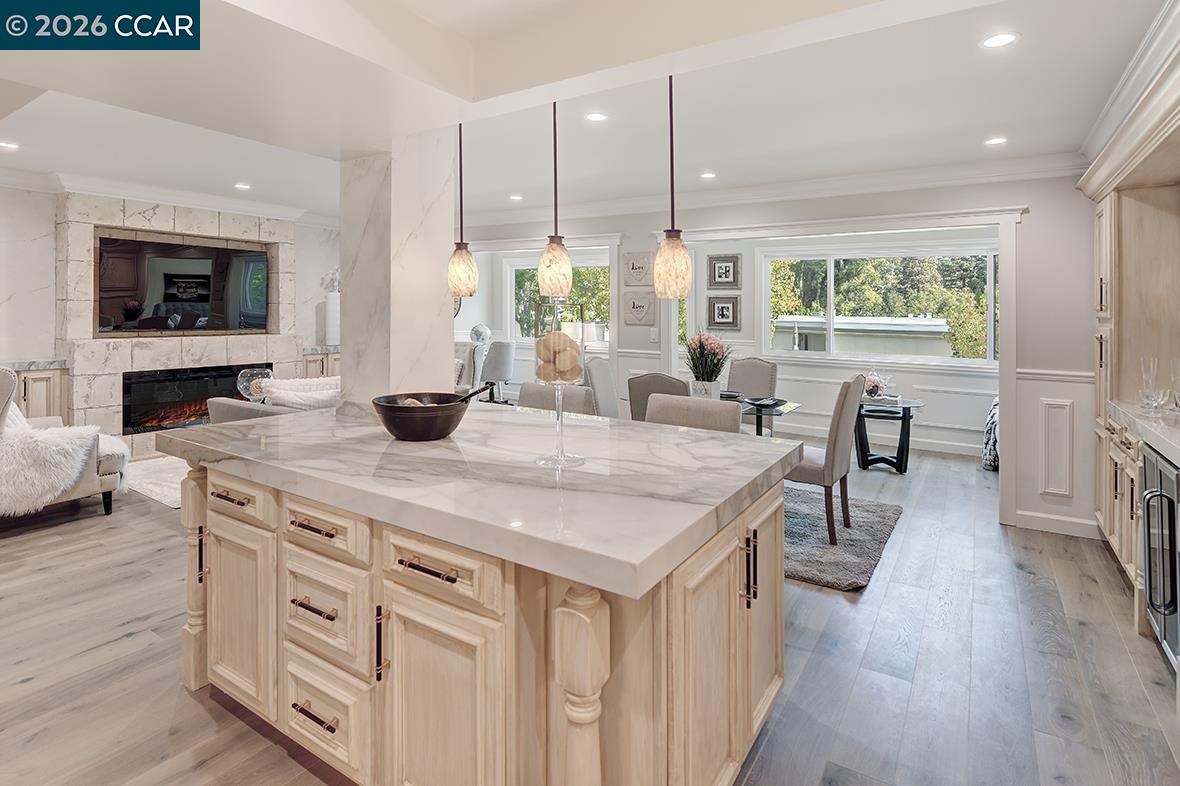 2601 Pine Knoll Dr # 8