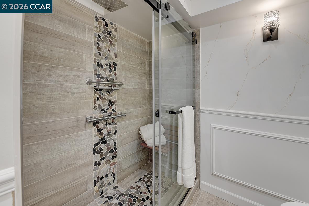 2601 Pine Knoll Dr # 8