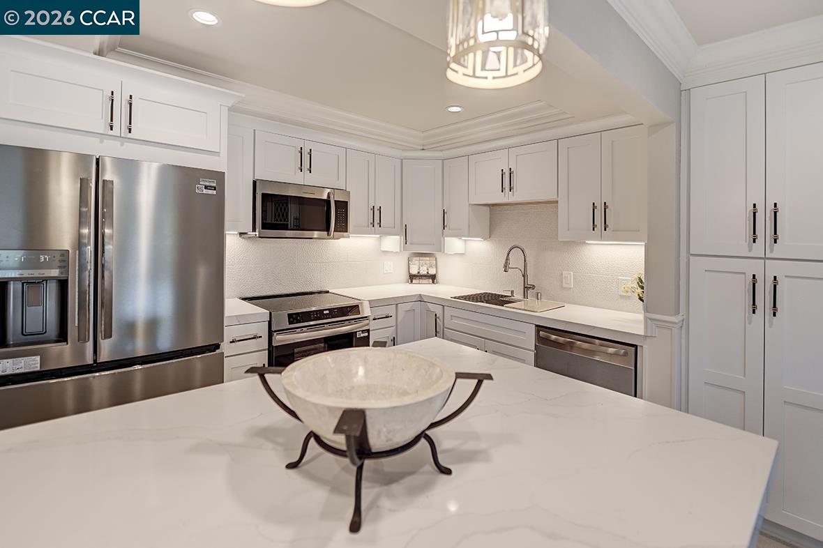 1184 Rockledge Ln # 5