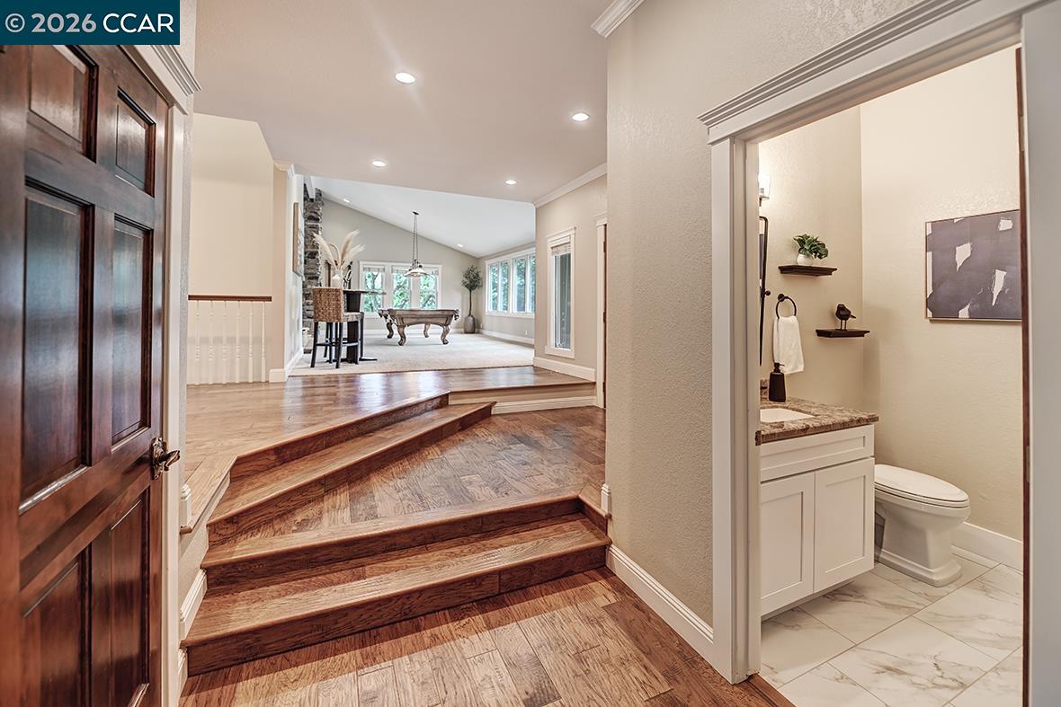 304 Livorna Heights Rd