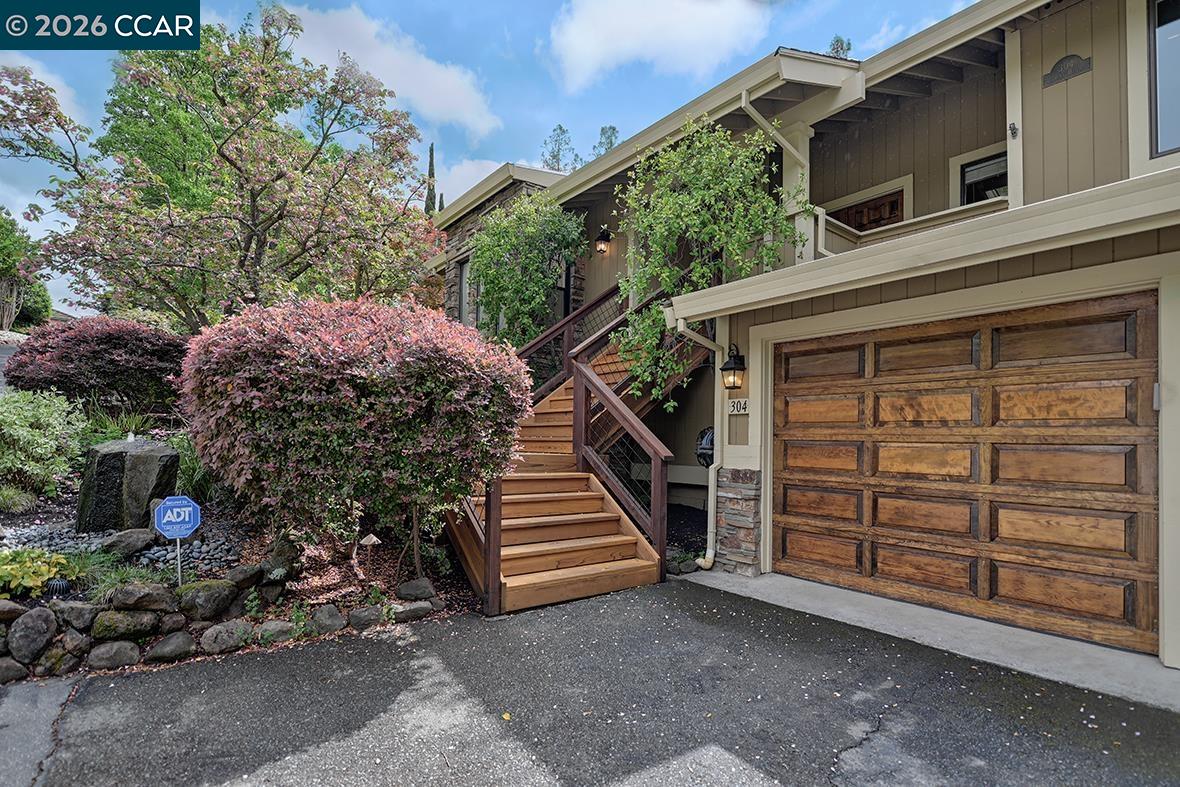 304 Livorna Heights Rd