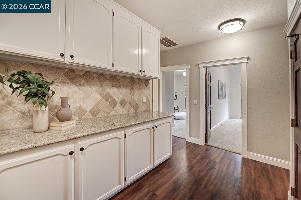 304 Livorna Heights Rd