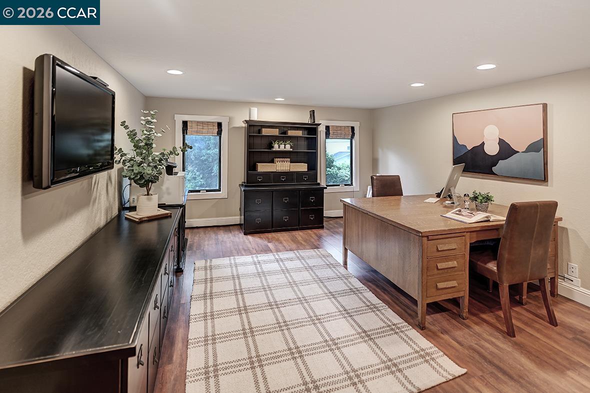 304 Livorna Heights Rd