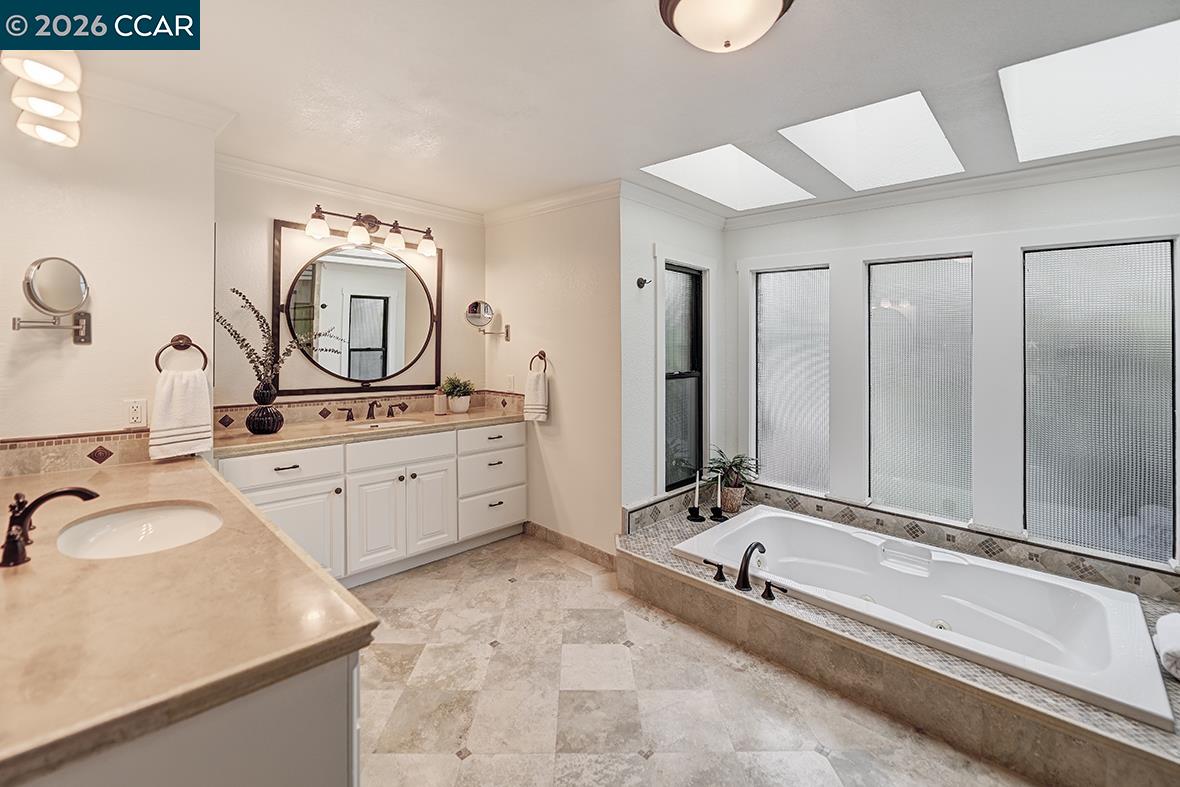 304 Livorna Heights Rd