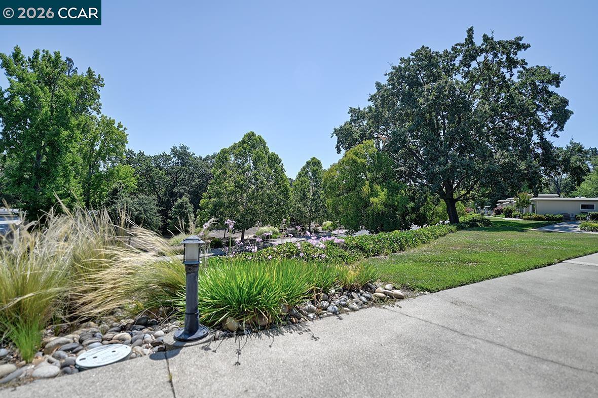 2223 Tice Creek Dr # 2