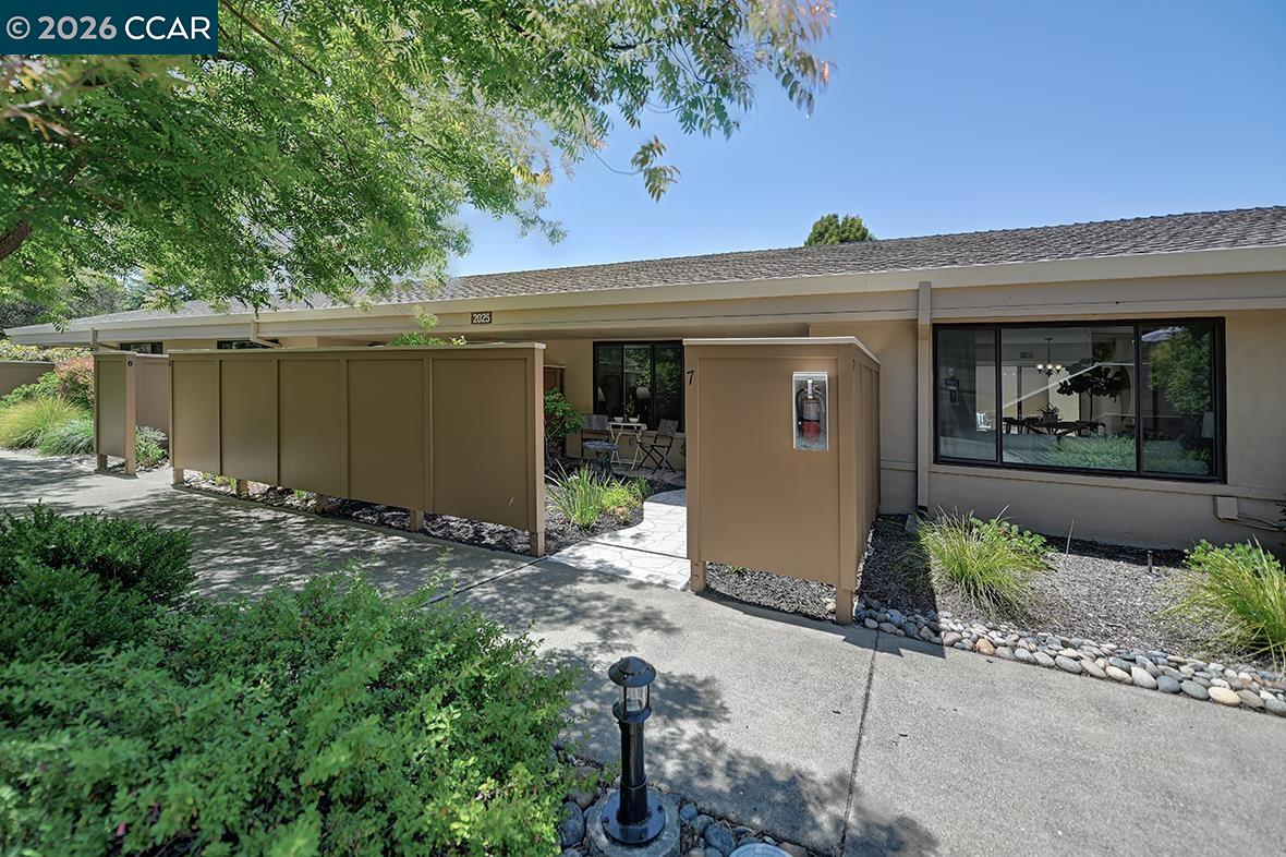 2025 Golden Rain Rd # 7