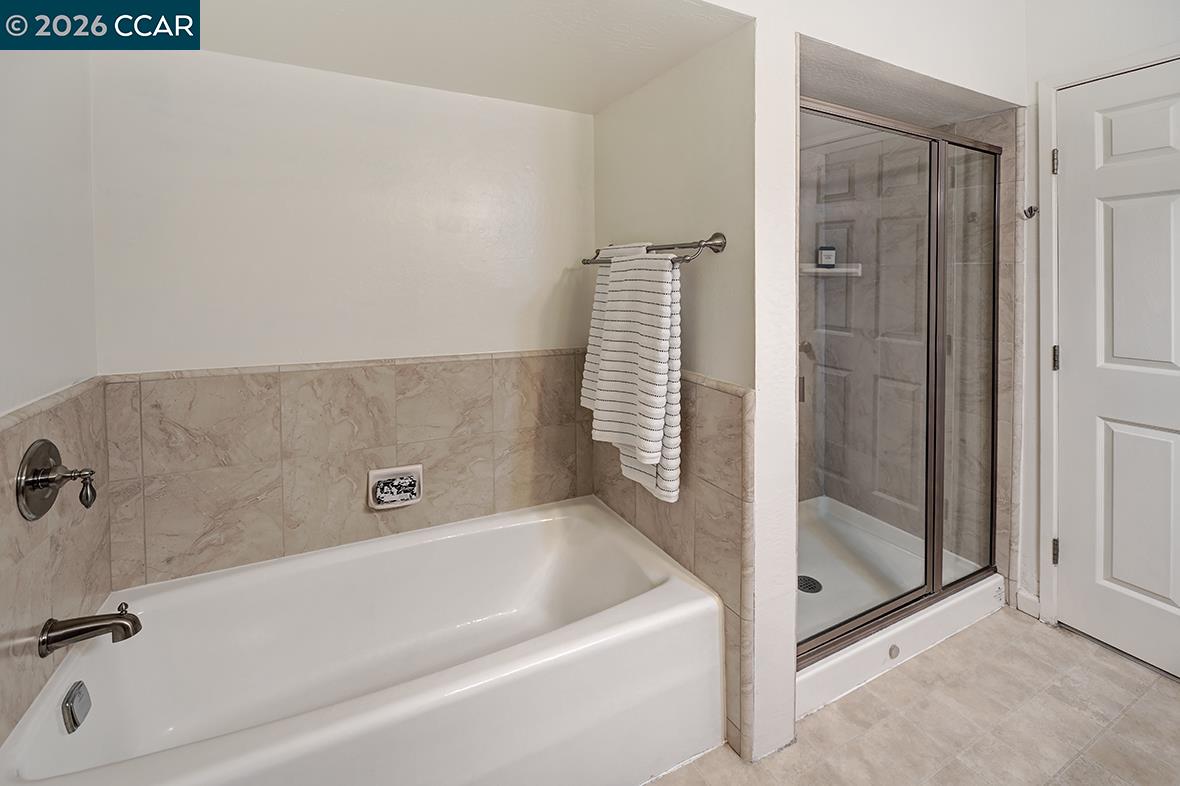 1309 Skycrest Dr # 5