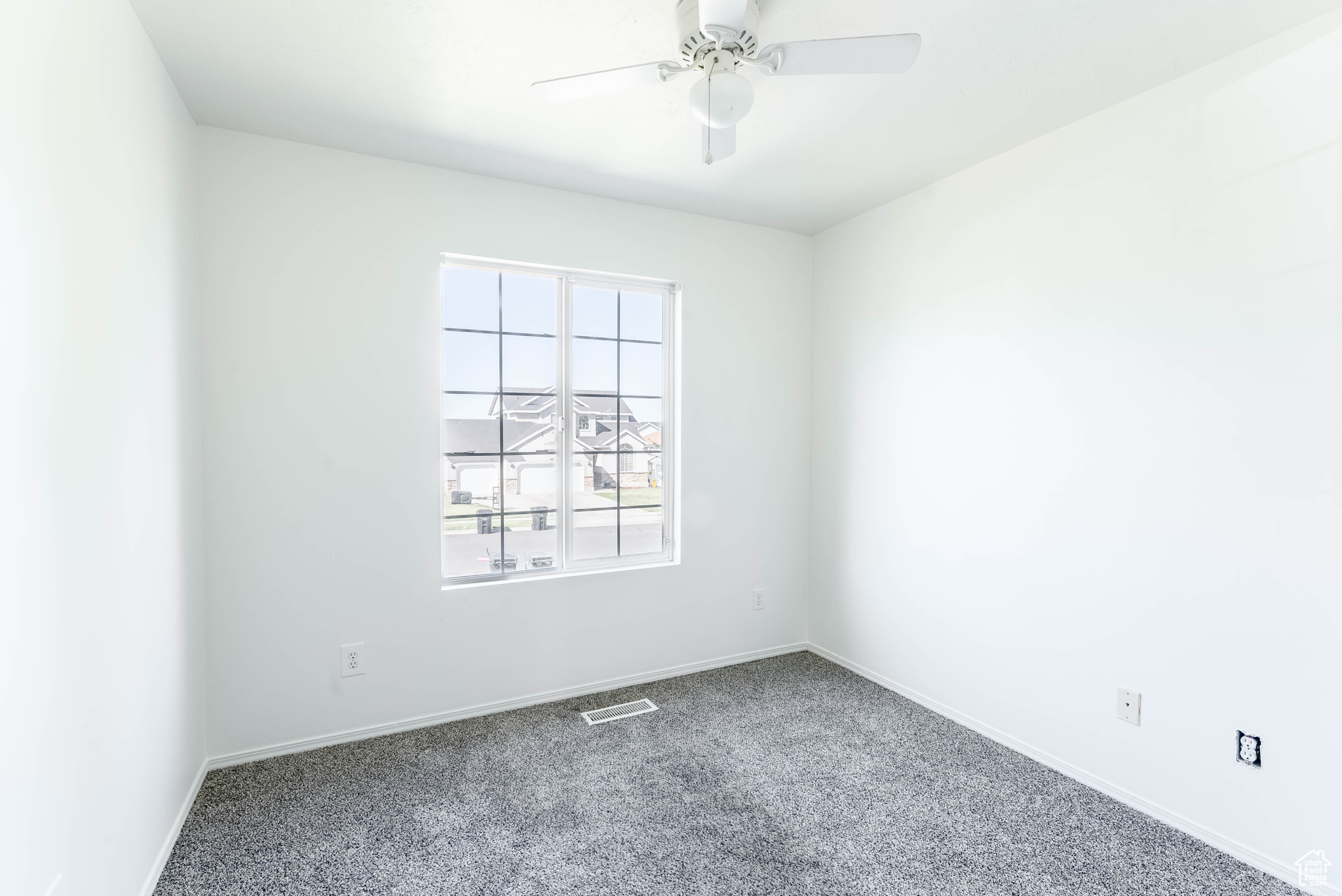 1136 N 1060 W