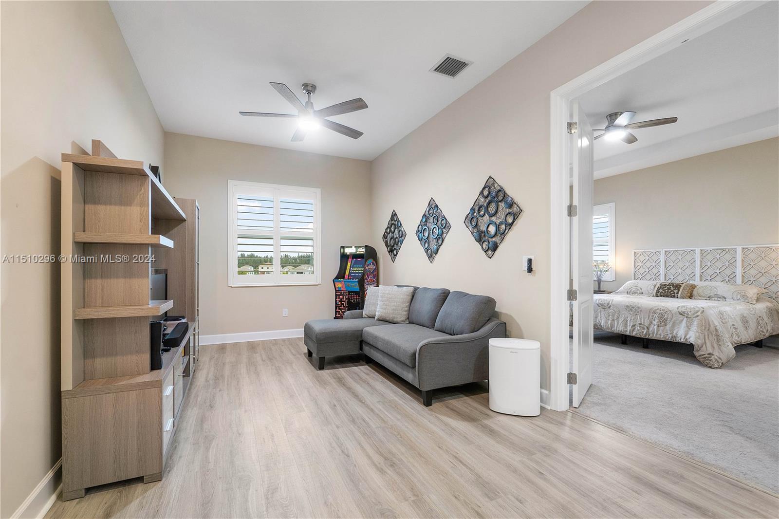 15133 Goldfinch Cir