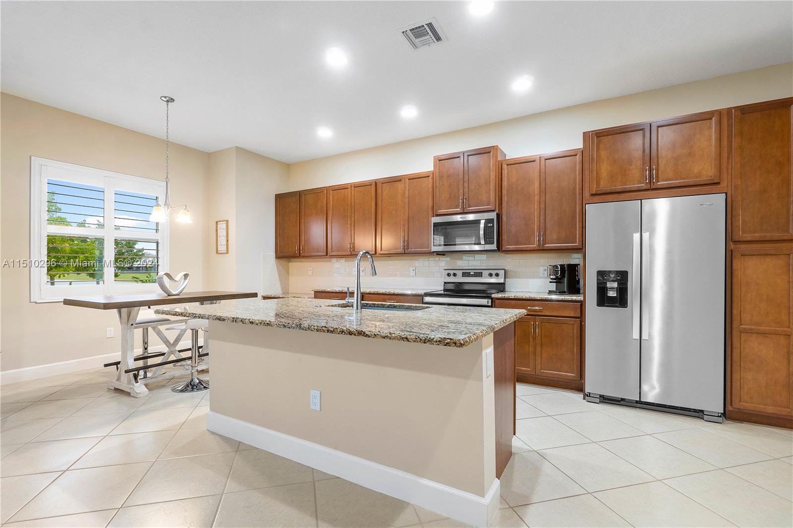 15133 Goldfinch Cir