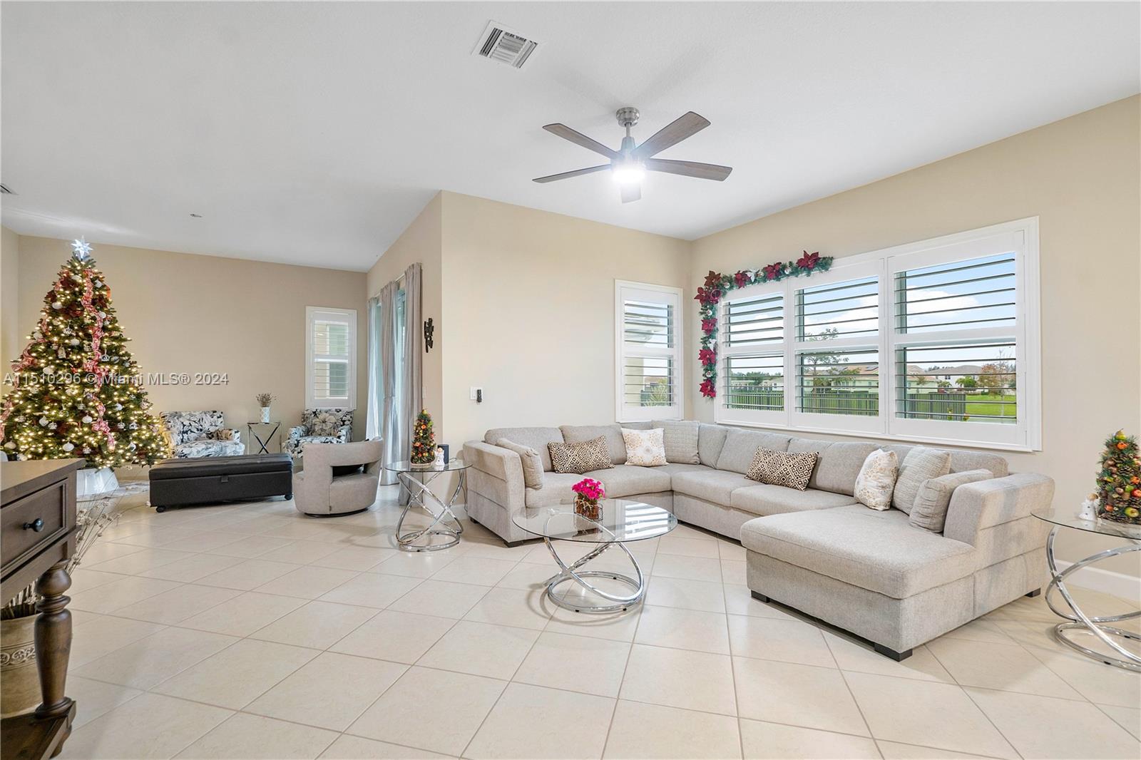 15133 Goldfinch Cir