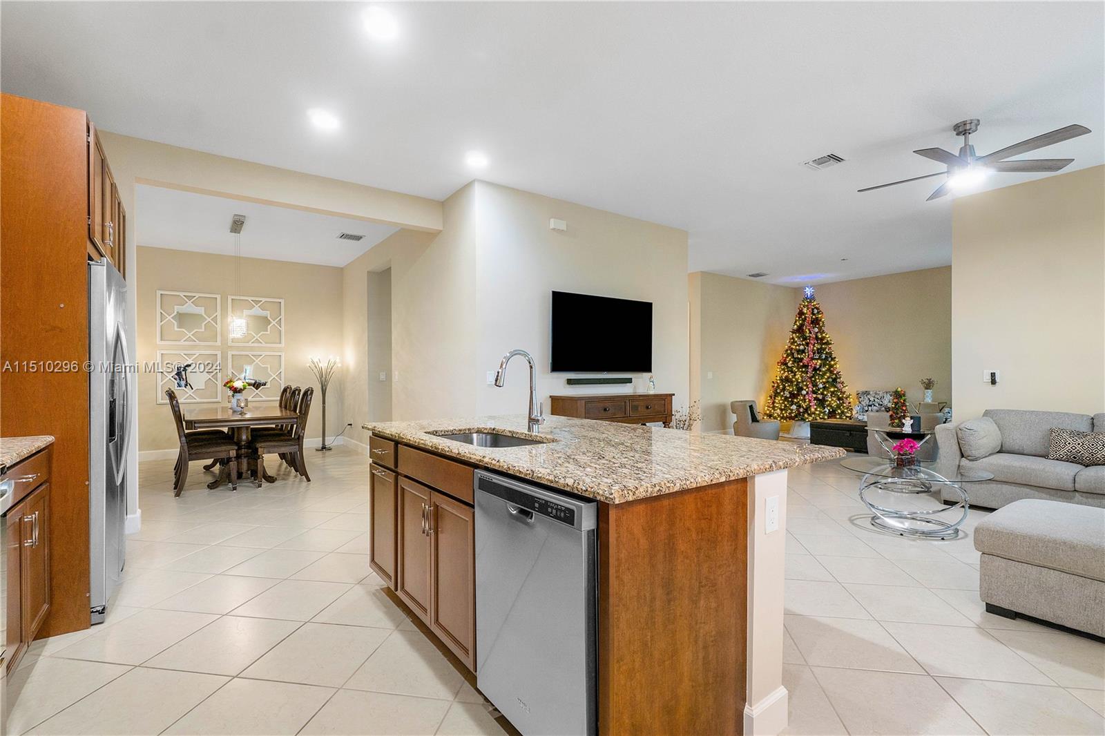 15133 Goldfinch Cir