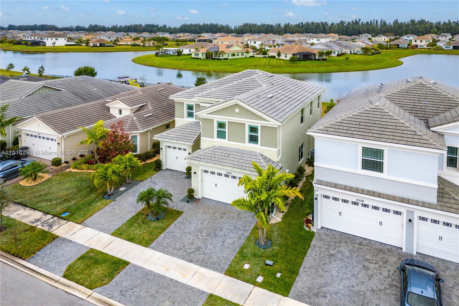 15133 Goldfinch Cir