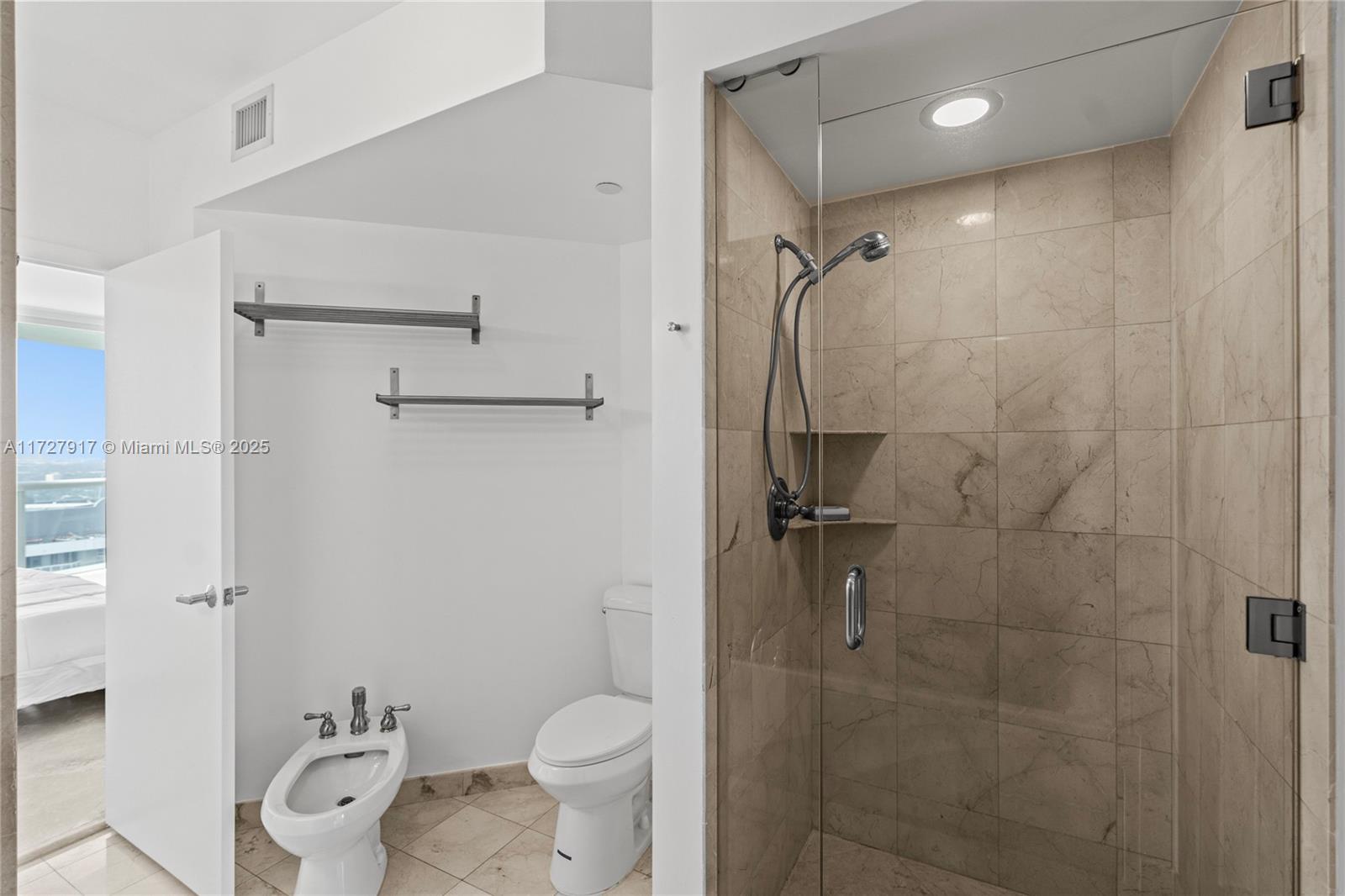 6365 Collins Ave # 3806