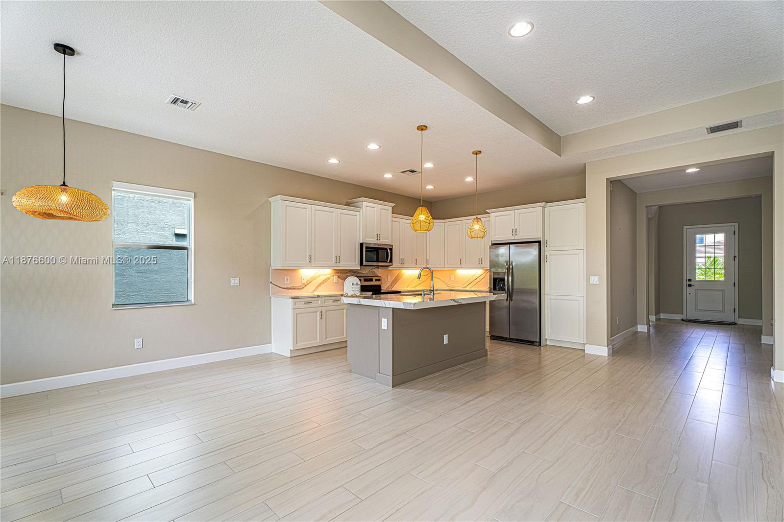 15431 Goldfinch Cir