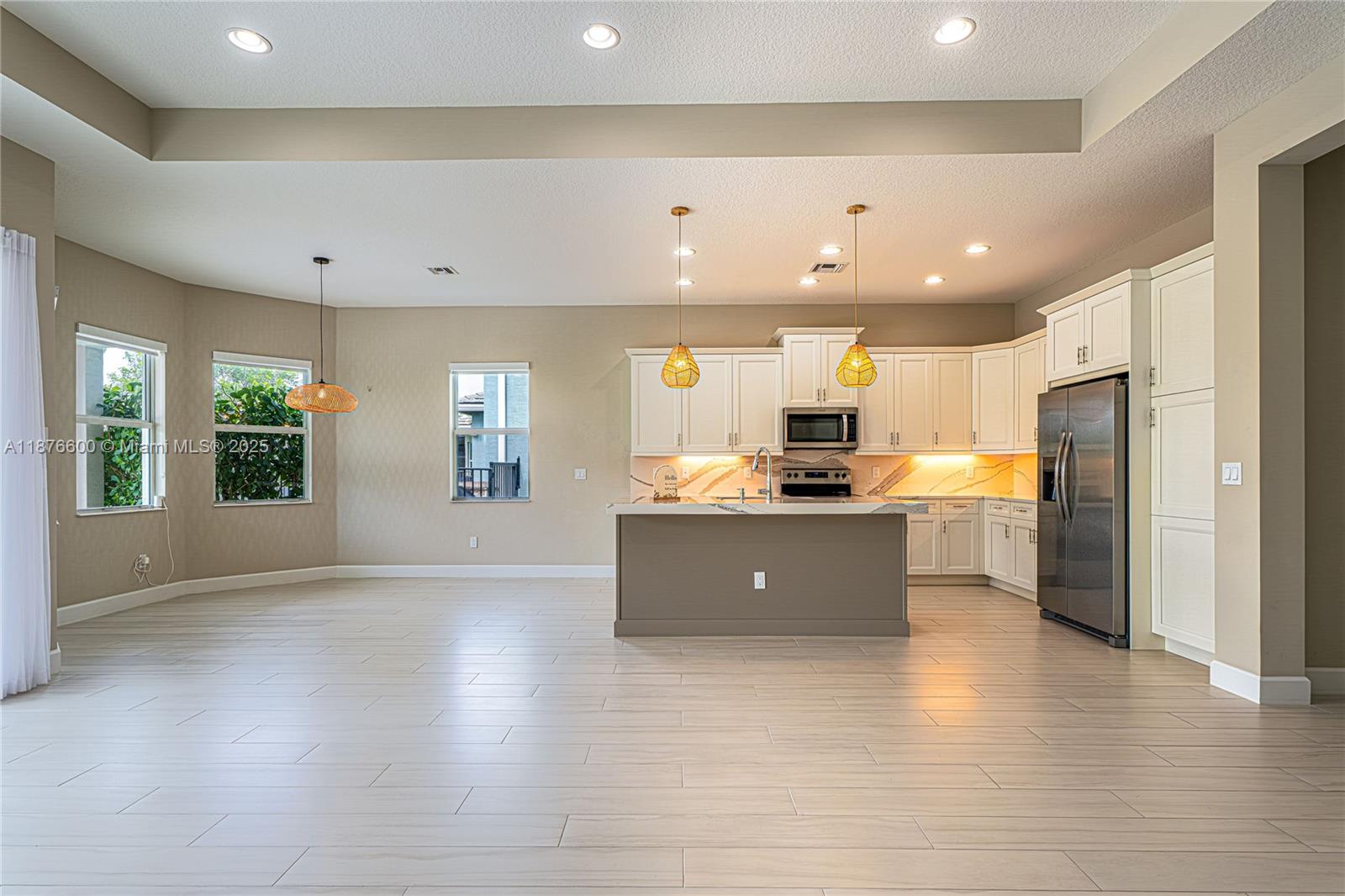 15431 Goldfinch Cir