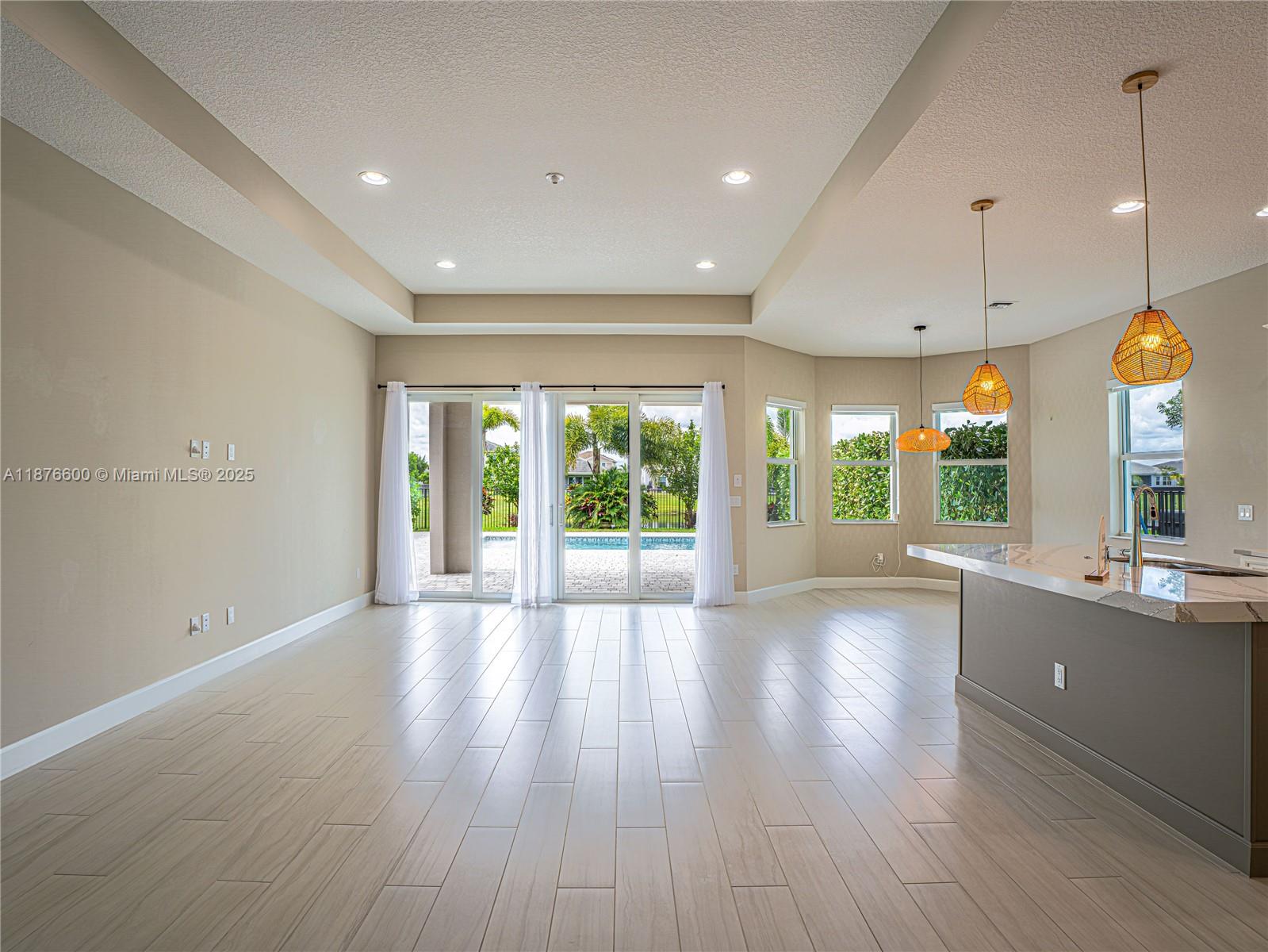 15431 Goldfinch Cir