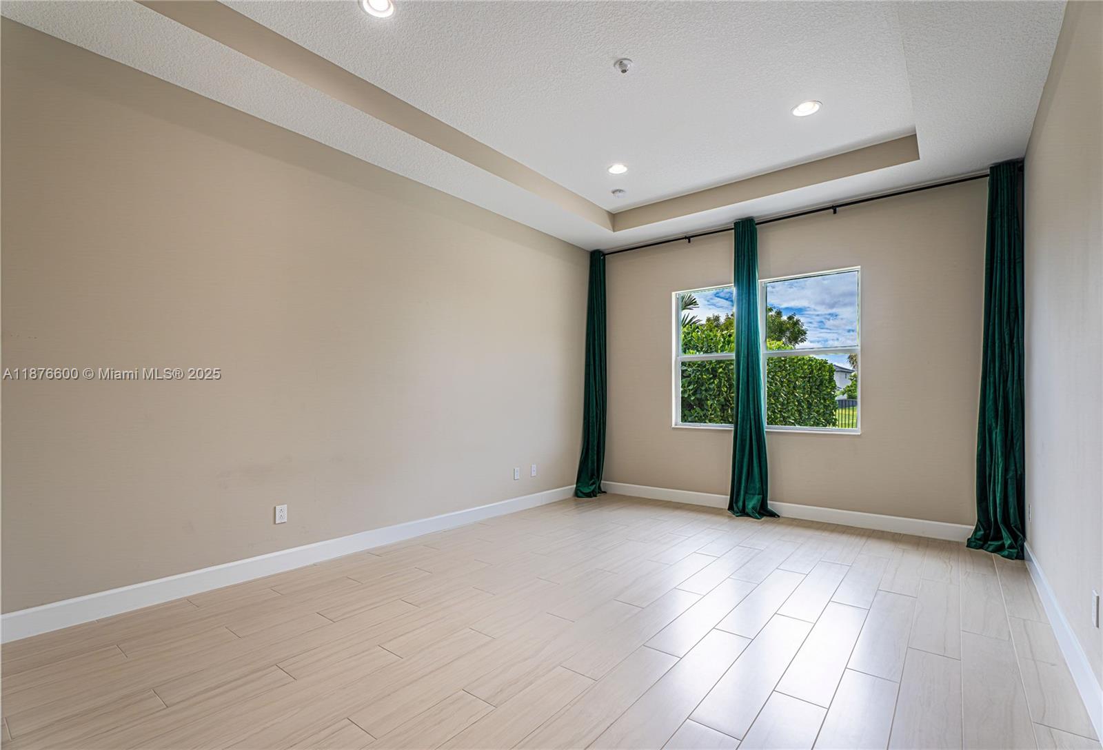 15431 Goldfinch Cir