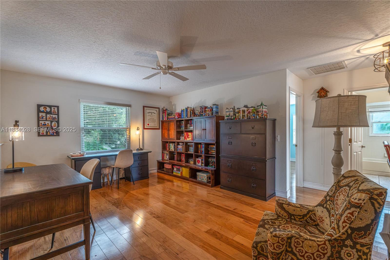 1963 S Prairie Dunes Ct