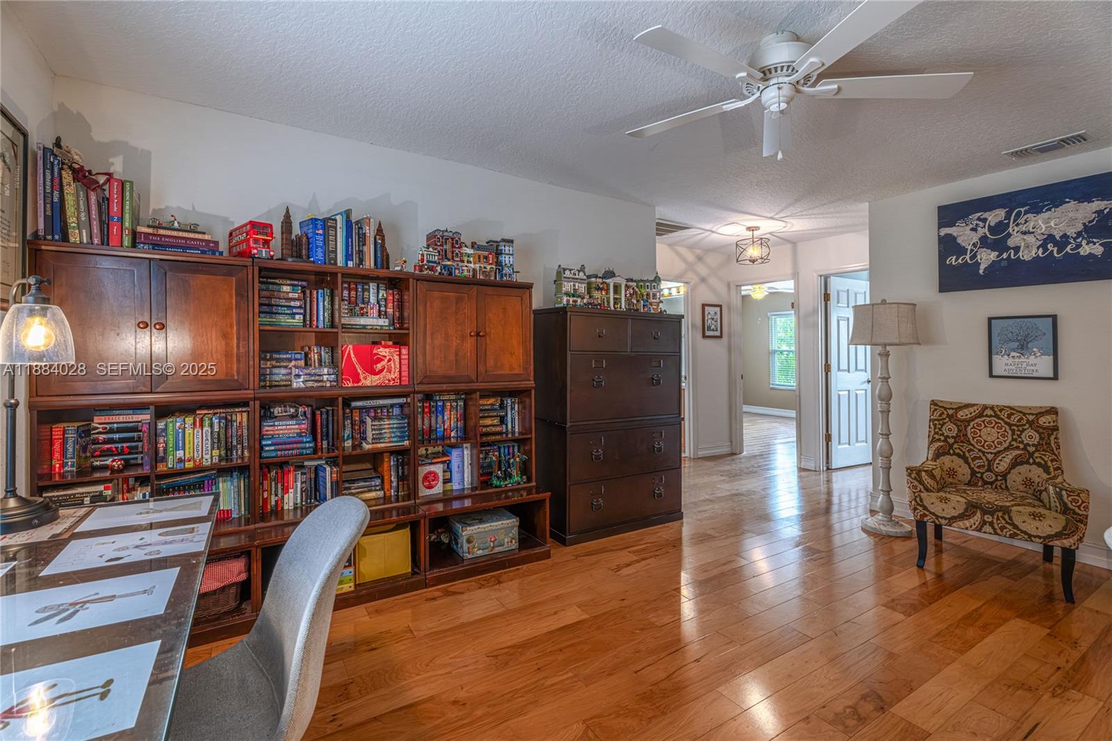 1963 S Prairie Dunes Ct