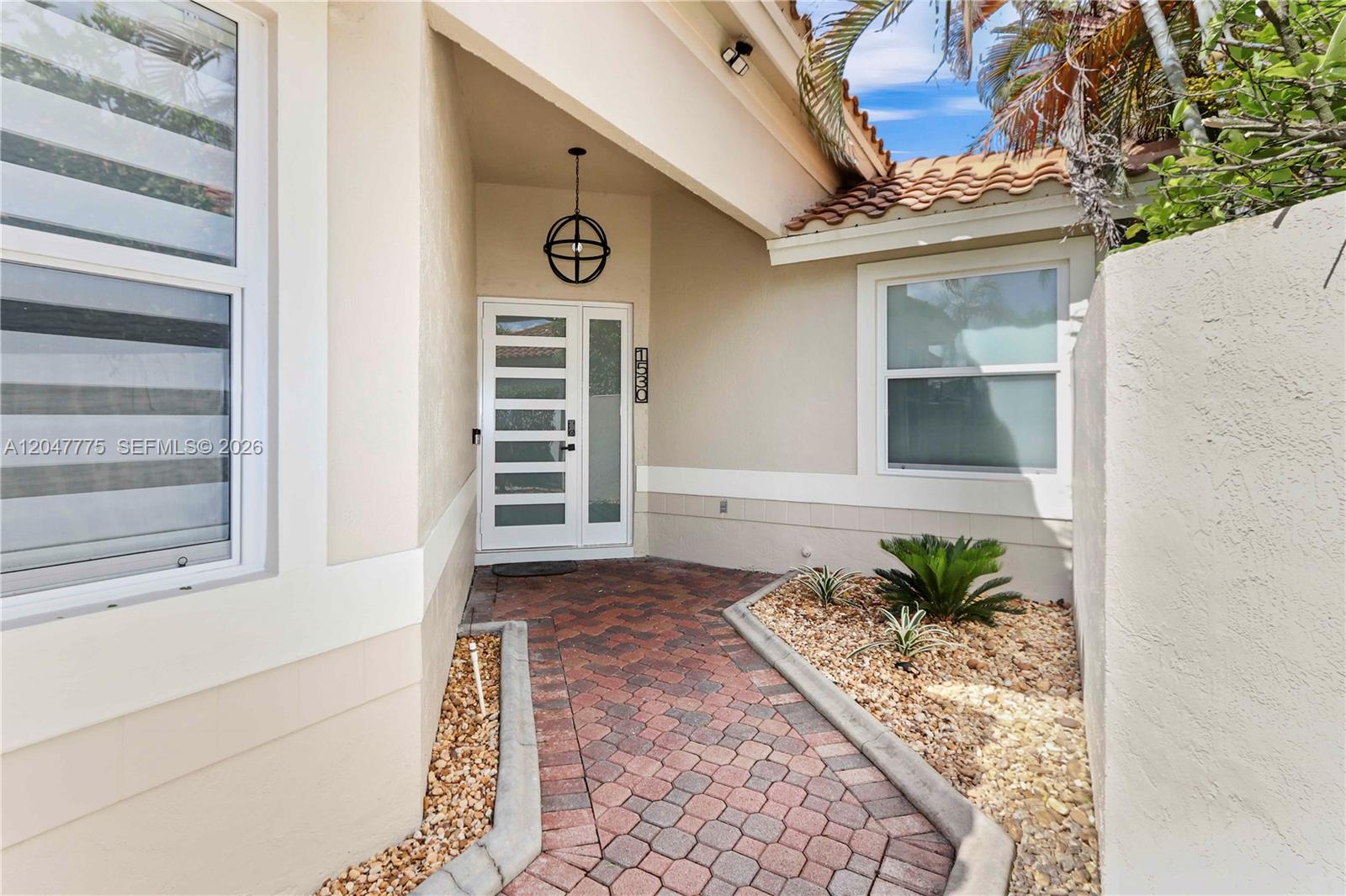 1530 W Lacosta Dr W