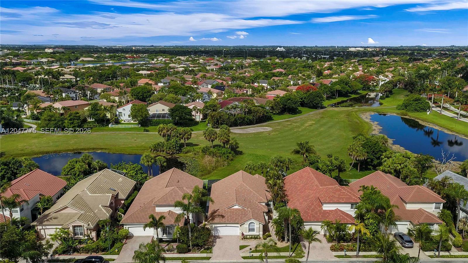 1530 W Lacosta Dr W