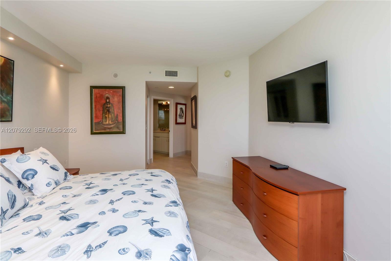 6365 Collins Ave # 2401