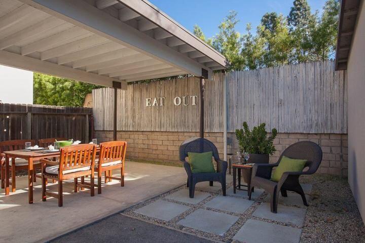 1098 Linden Avenue