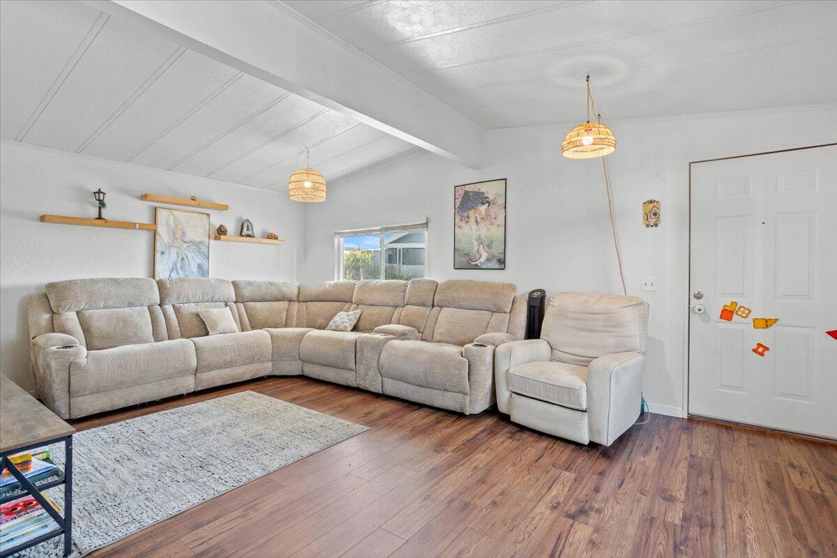 5700 Via Real Unit 106