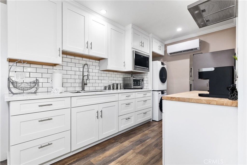 7555 San Andres Avenue