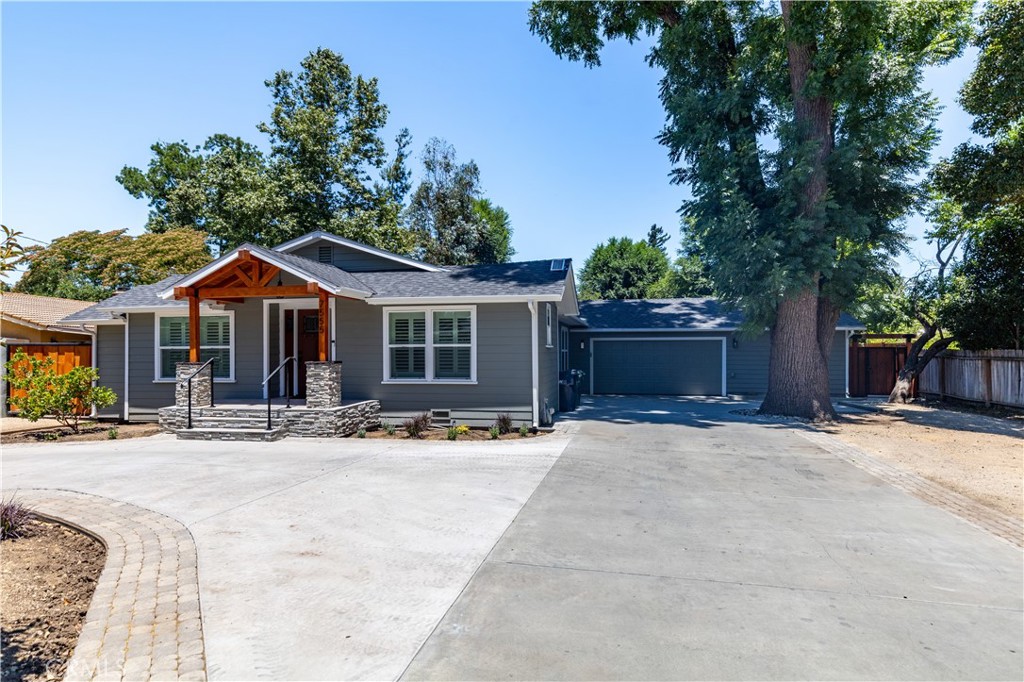 7555 San Andres Avenue