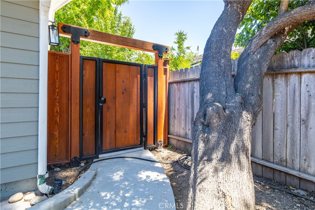 7555 San Andres Avenue