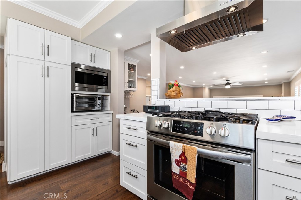 7555 San Andres Avenue