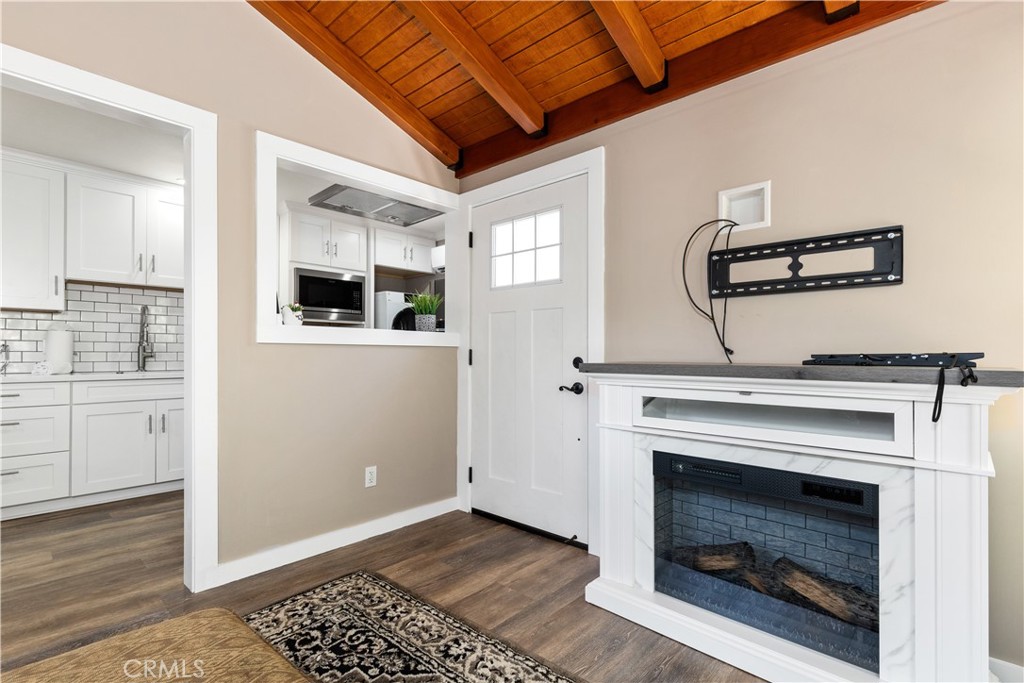 7555 San Andres Avenue