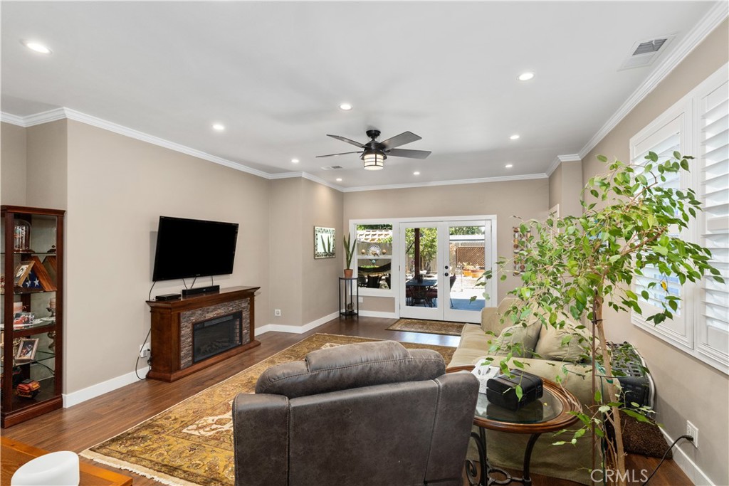 7555 San Andres Avenue