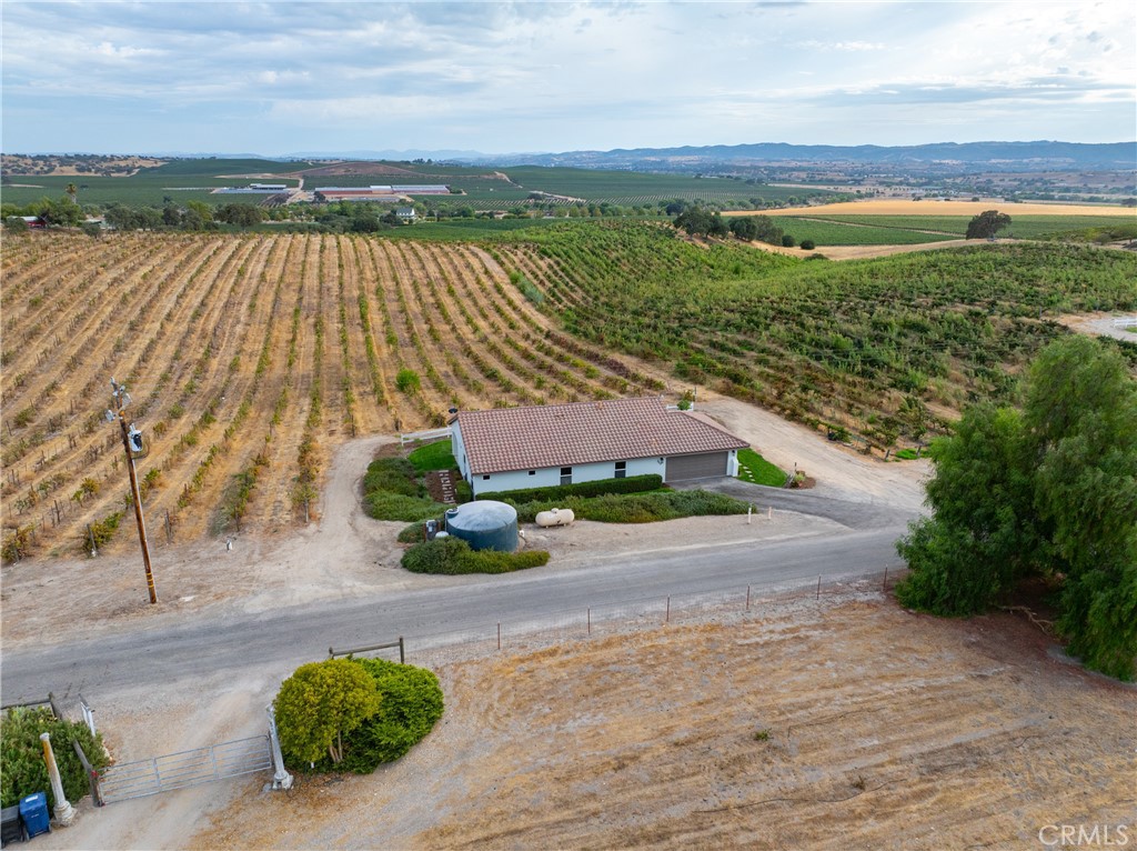 8415 Magdalena Drive