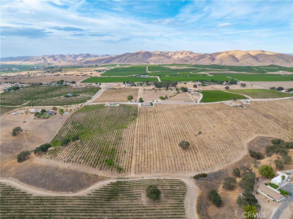 8415 Magdalena Drive