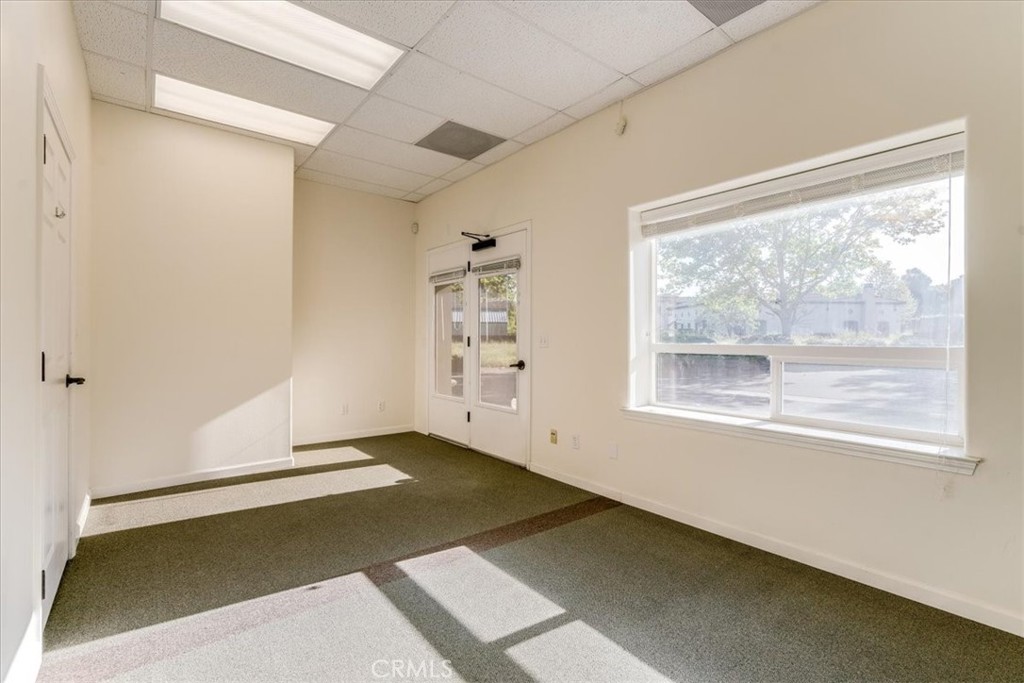 7090 Atascadero