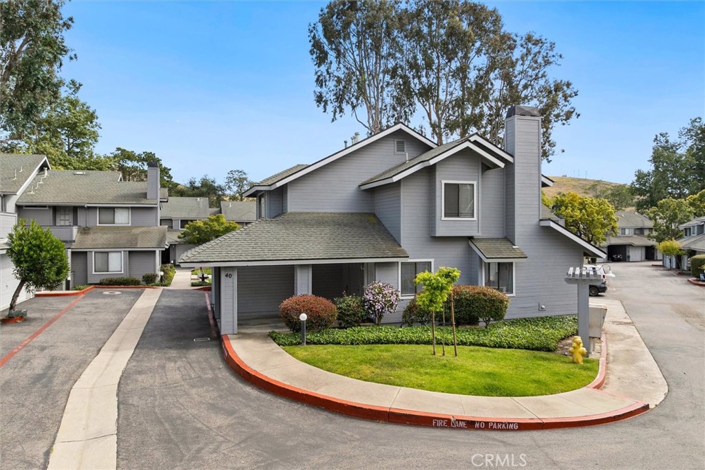 2221 King Court 40