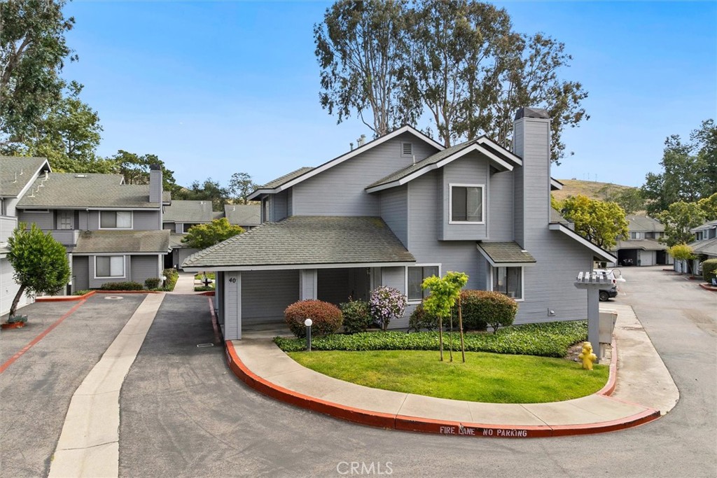 2221 King Court 40