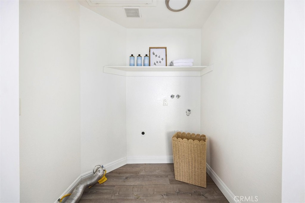 2221 King Court 40