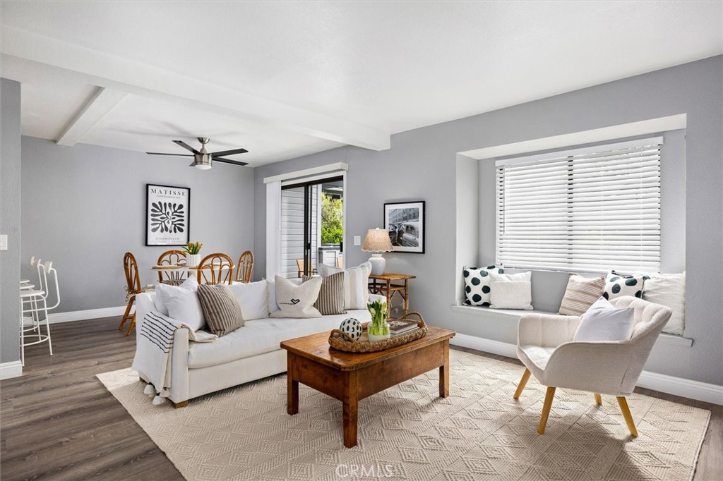 2221 King Court 40