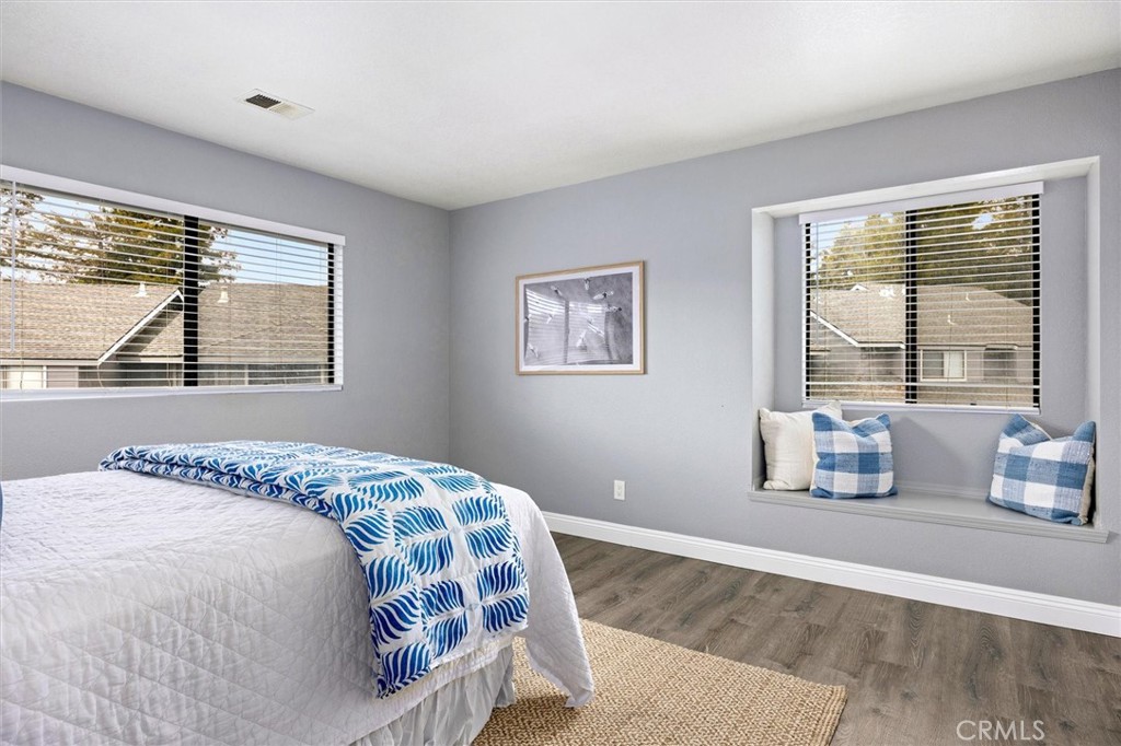2221 King Court 40