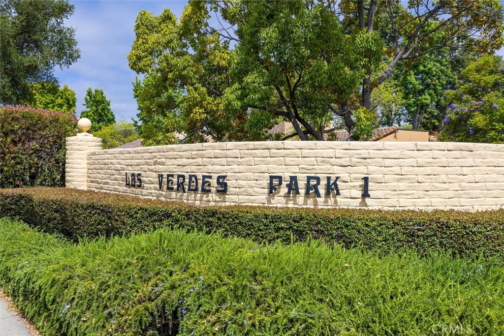 56 Los Verdes Drive
