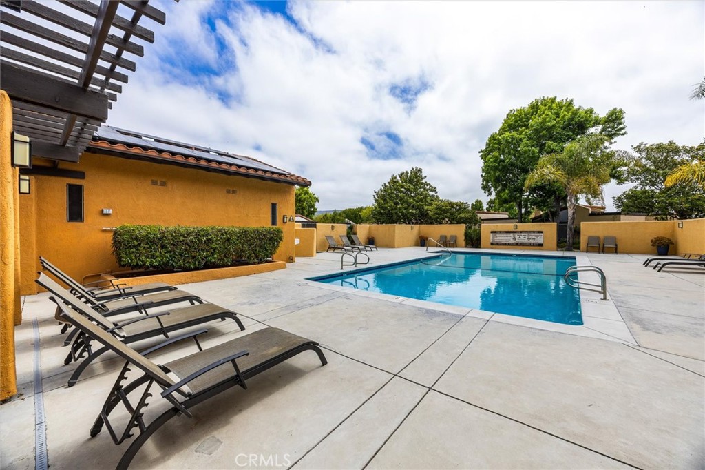 56 Los Verdes Drive