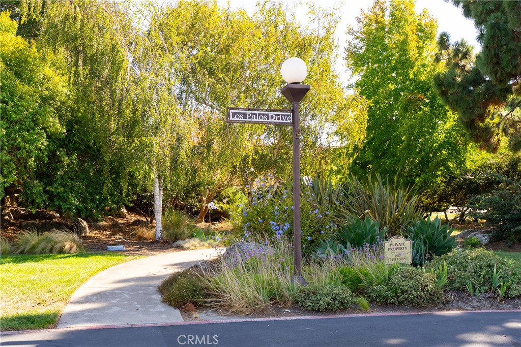 26 Los Palos Drive