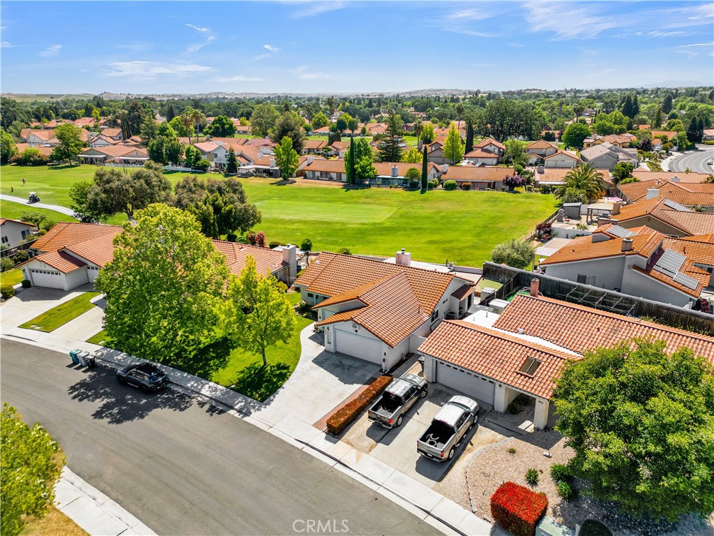 904 Torrey Pines Drive